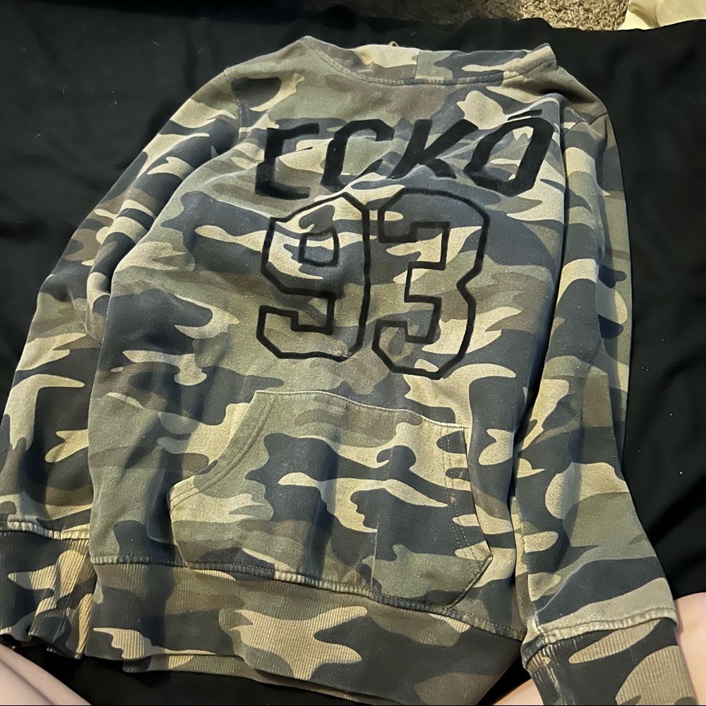 Ecko unltd army sweater